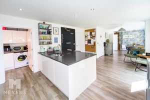 Photo 14- click for photo gallery